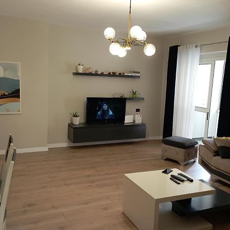 Piazza_Apartments_Tiranë Eksteriør bilde