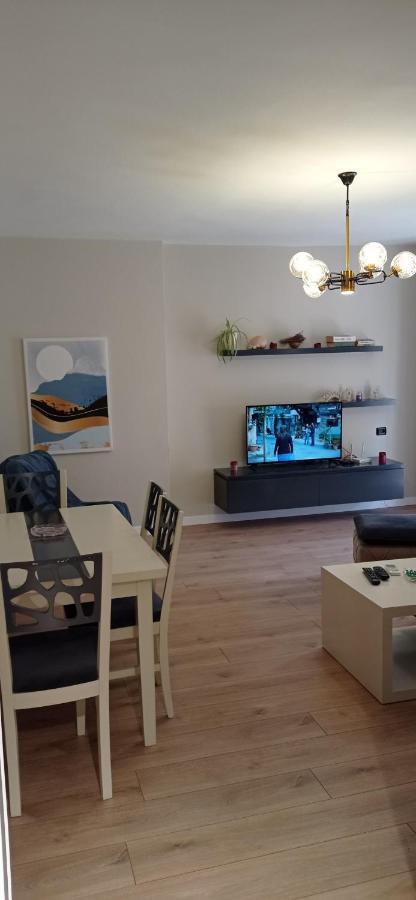Piazza_Apartments_Tiranë Eksteriør bilde