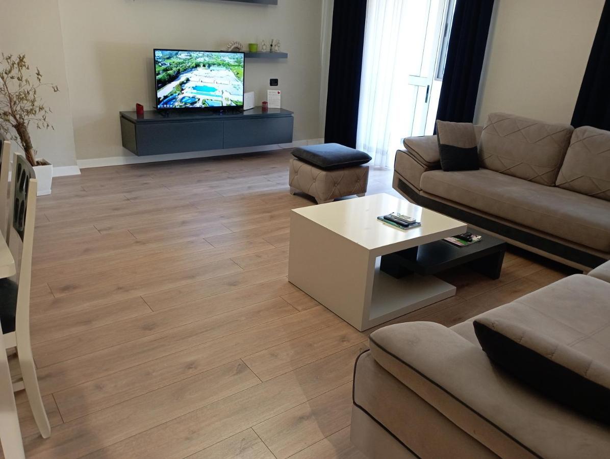 Piazza_Apartments_Tiranë Eksteriør bilde